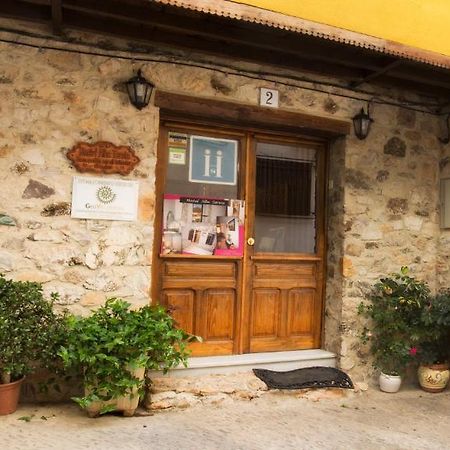 Hostal Alba Taruta Γουαδελούπη Εξωτερικό φωτογραφία