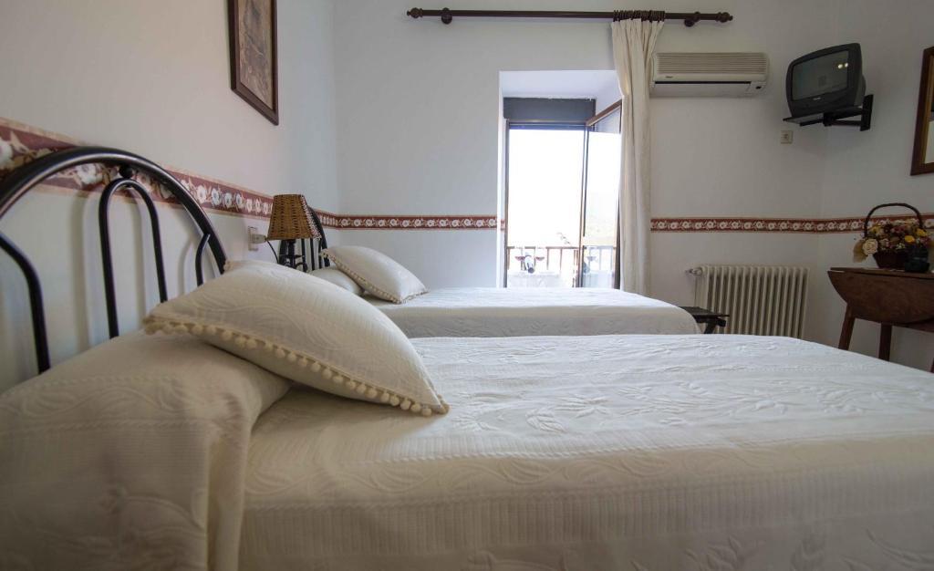 Hostal Alba Taruta Γουαδελούπη Εξωτερικό φωτογραφία